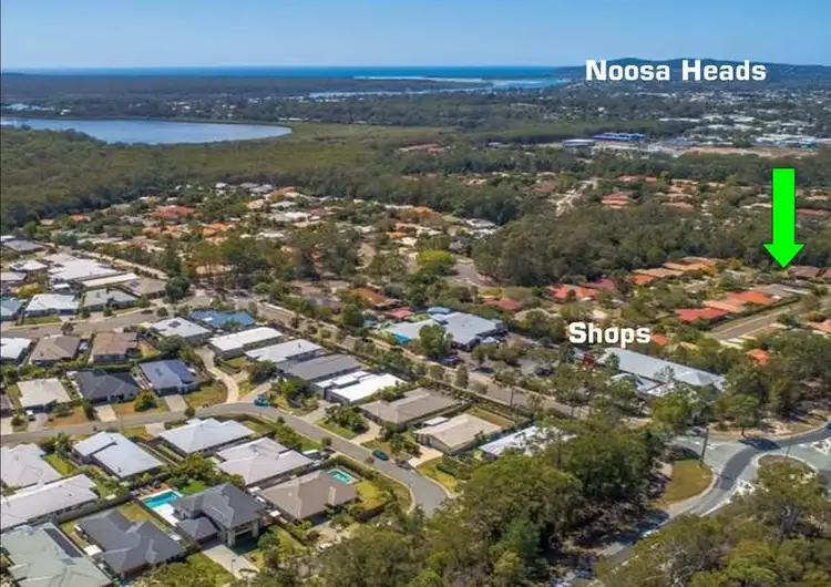 8 Applegum Street, Noosaville QLD 4566
