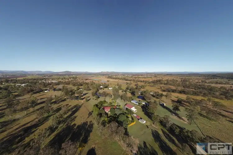 32 KARINA COURT, Placid Hills QLD 4343