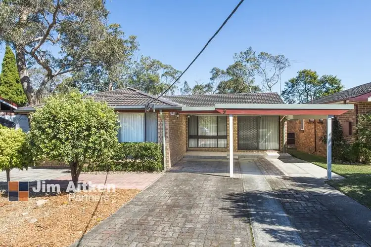 2 Gwen Crescent, Warrimoo NSW 2774