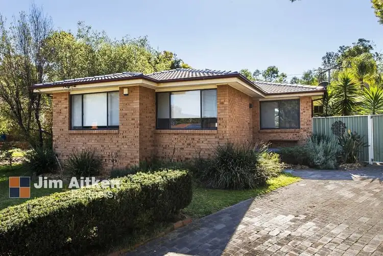 8 Adelong Close, Emu Plains NSW 2750