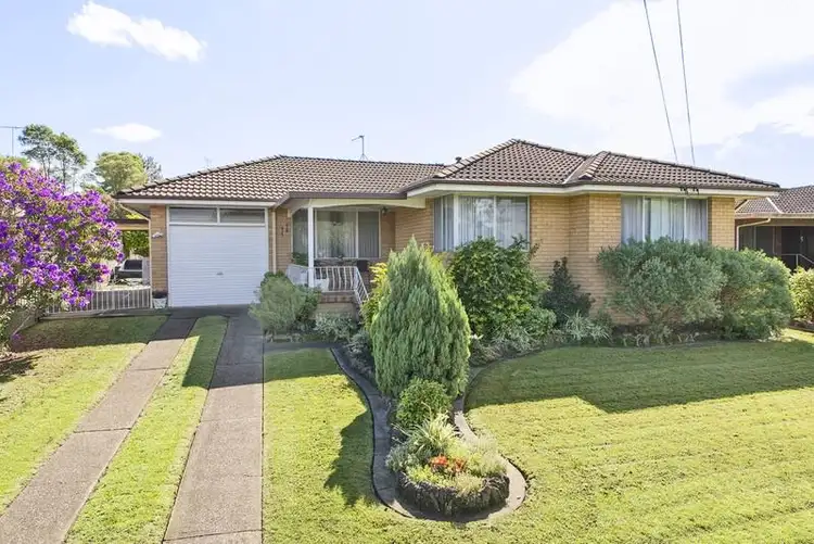 11 Kennedy Drive, South Penrith NSW 2750