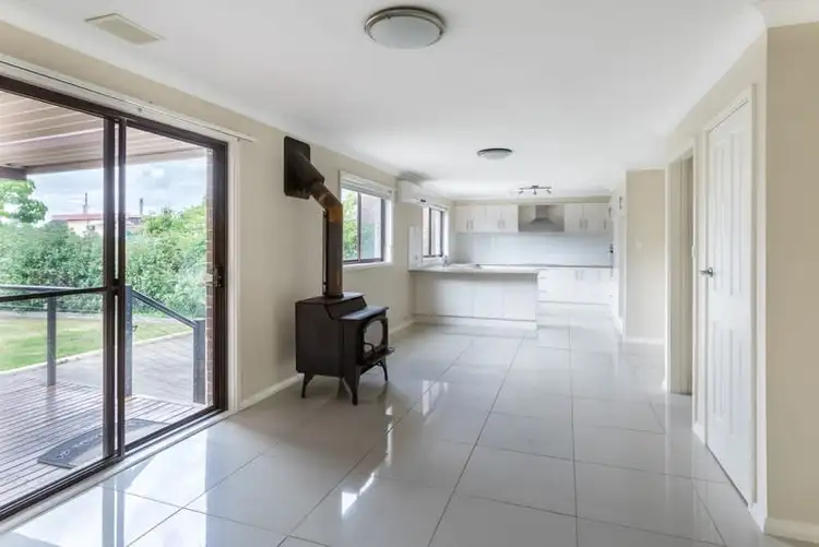 Fifth view of Homely house listing, 10 Parklands Avenue, Leonay NSW 2750