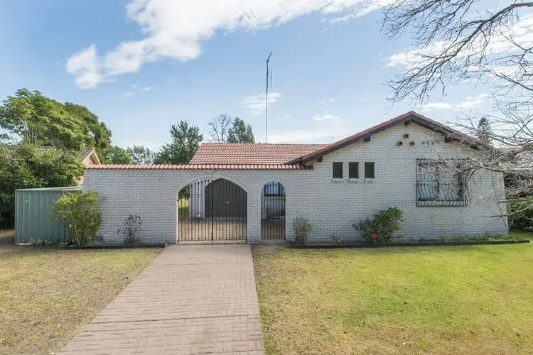 4 Hermes Place, Emu Plains NSW 2750