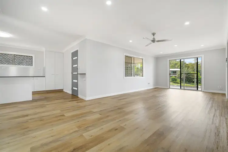 4 Oxley Drive, South Gladstone QLD 4680