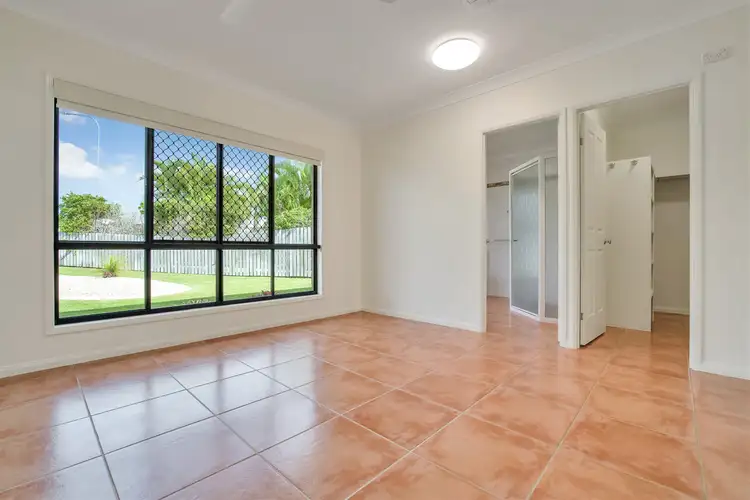 Sixth view of Homely house listing, 10 Lois Court, New Auckland QLD 4680