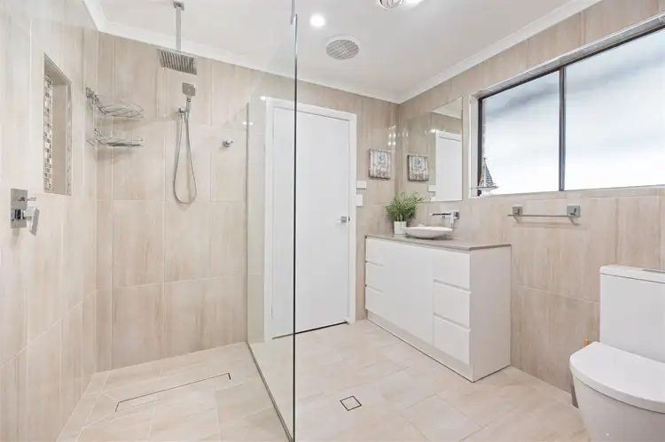 Sixth view of Homely house listing, 3 Patrick Street, Point Vernon QLD 4655