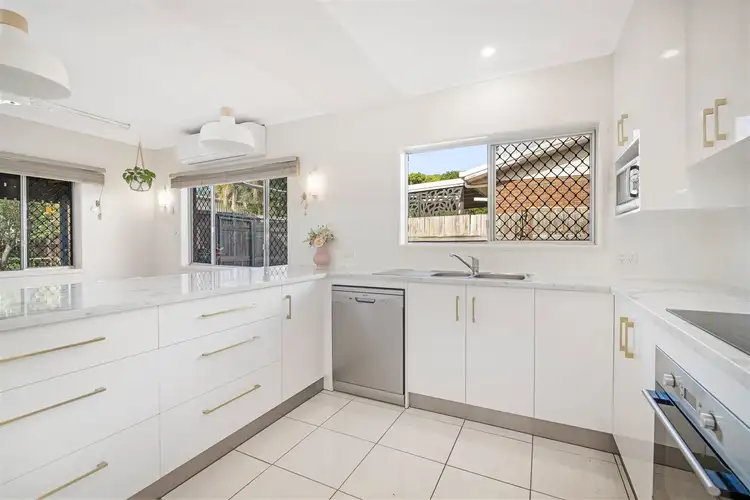 4 Ward Close, South Gladstone QLD 4680