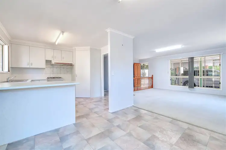 Sixth view of Homely house listing, 4 Poppel Street, Kin Kora QLD 4680