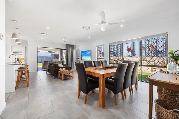 Sixth view of Homely house listing, 53 Peppermint Circuit, Nikenbah QLD 4655