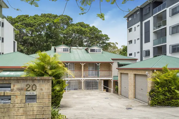 Main view of Homely townhouse listing, 2/20 Mcgregor Avenue, Lutwyche QLD 4030