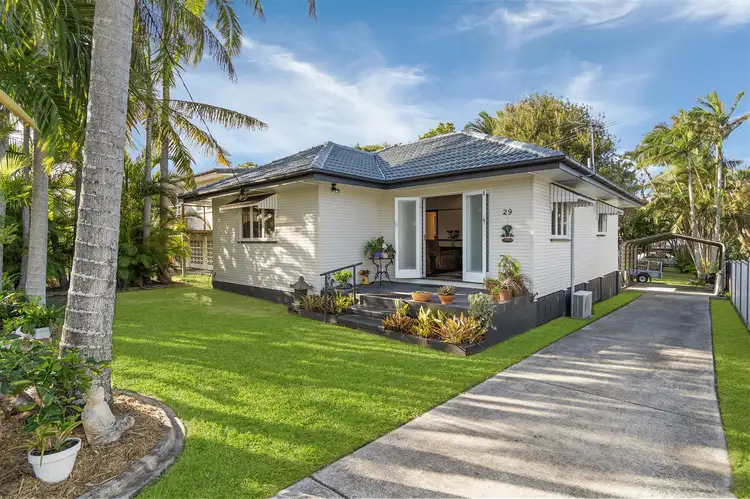 29 Long Street, Clontarf QLD 4019