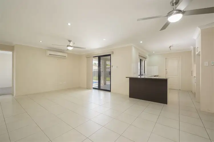 10 Briffney Street, Kirkwood QLD 4680