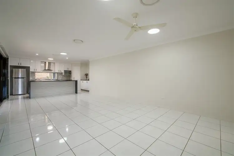 Fifth view of Homely house listing, 10 Phoenix Place, Telina QLD 4680