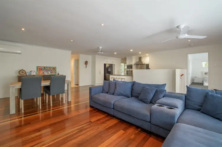 Sixth view of Homely house listing, 8 Ridge Close, Tannum Sands QLD 4680