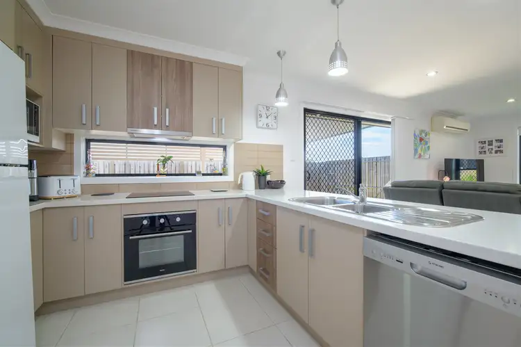 Third view of Homely house listing, 1/6 Clarendon Street, Clinton QLD 4680
