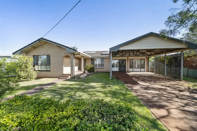 8 Westbrook Street, Newtown QLD 4350