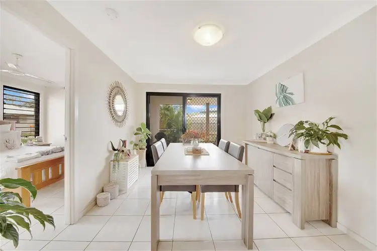 Second view of Homely house listing, 11 Gardenia Crescent, Kin Kora QLD 4680