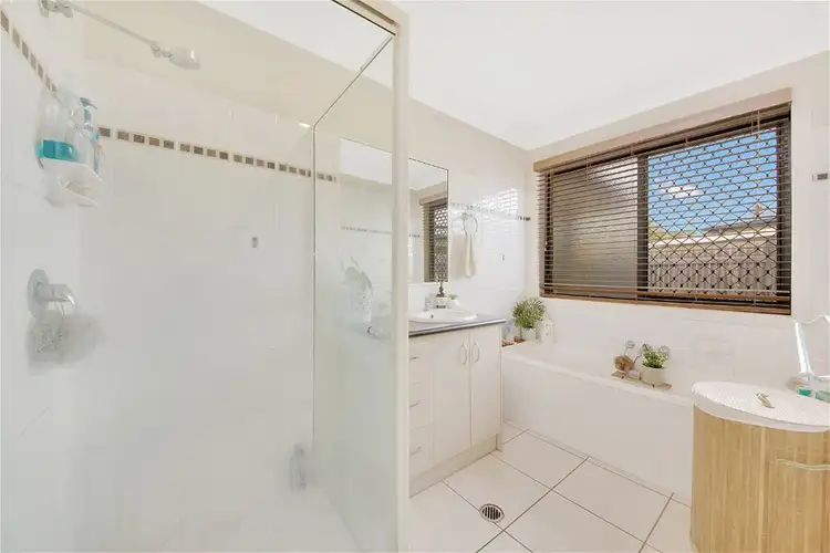 Fifth view of Homely house listing, 11 Gardenia Crescent, Kin Kora QLD 4680