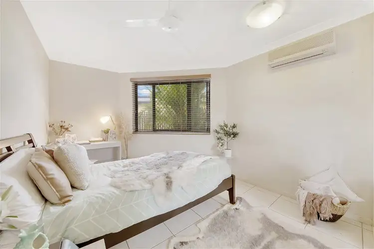 Sixth view of Homely house listing, 11 Gardenia Crescent, Kin Kora QLD 4680