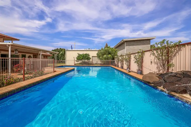 17 Milton Street, Burnett Heads QLD 4670