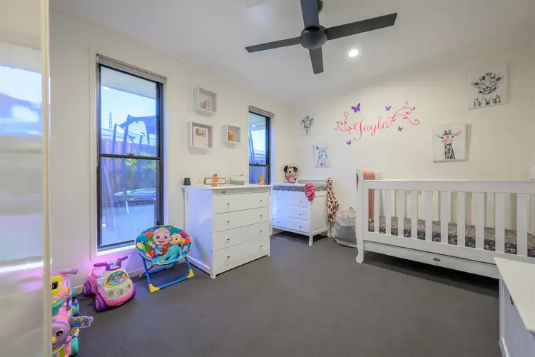 Sixth view of Homely house listing, 9 Phelps Circuit, Kirkwood QLD 4680
