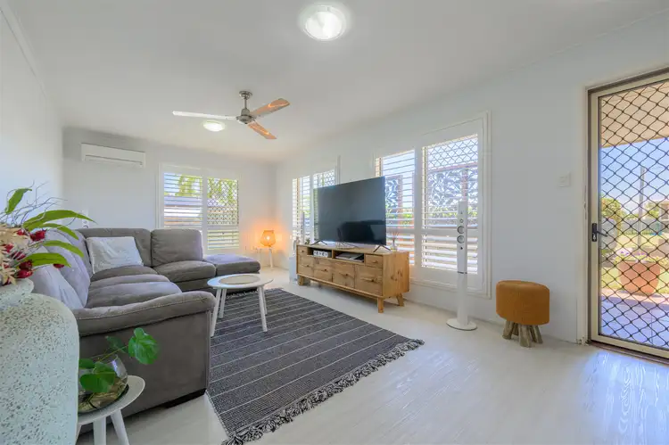 Second view of Homely house listing, 11 Wivenhoe Close, Clinton QLD 4680