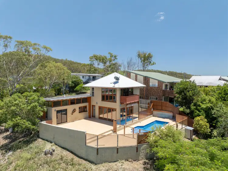 18 Sayre Crescent, Boyne Island QLD 4680