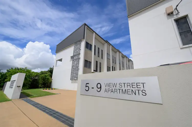 Main view of Homely unit listing, 2/7 View Street, West Gladstone QLD 4680