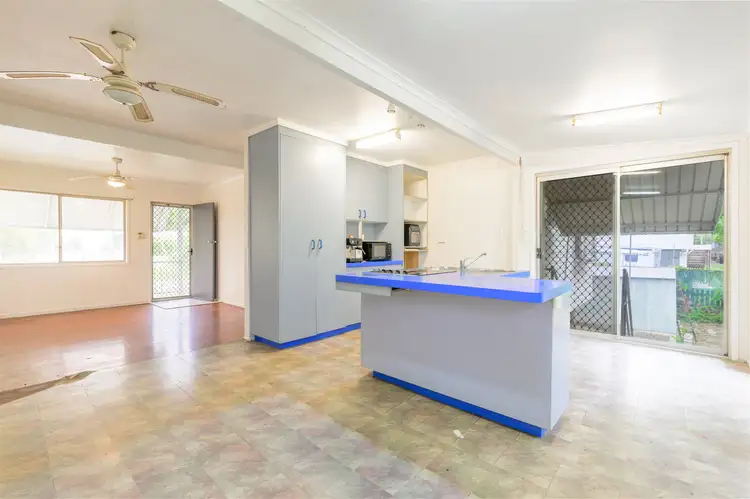 24 Butler Street, New Auckland QLD 4680
