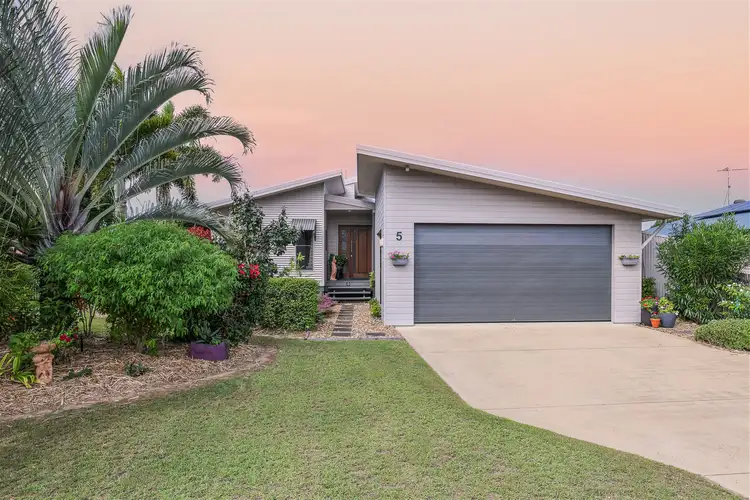 5 Willow Court, Moore Park Beach QLD 4670