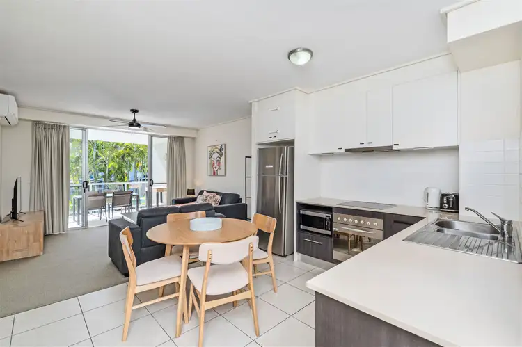 Fourth view of Homely unit listing, 27/68 Pulgul Street, Urangan QLD 4655
