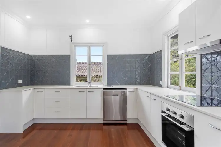11 Lupton Street, Churchill QLD 4305