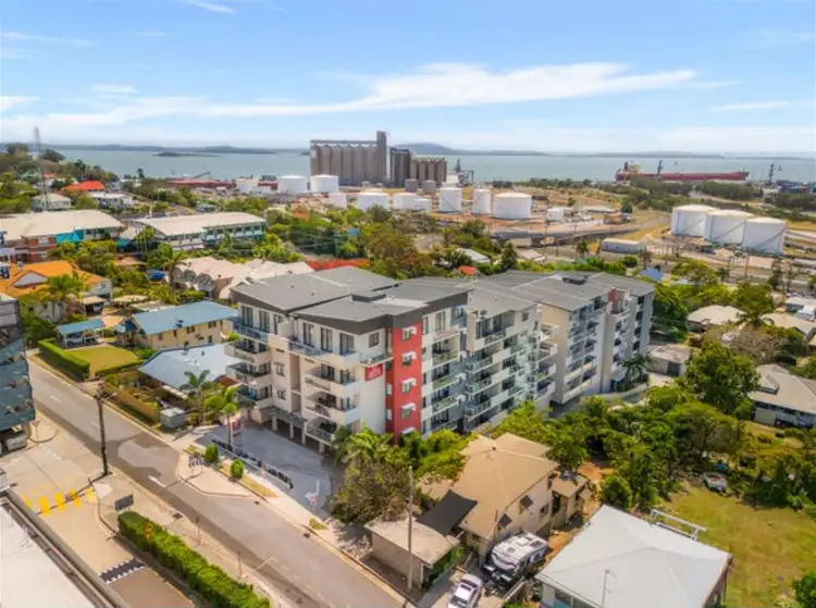 401/52 Oaka Lane