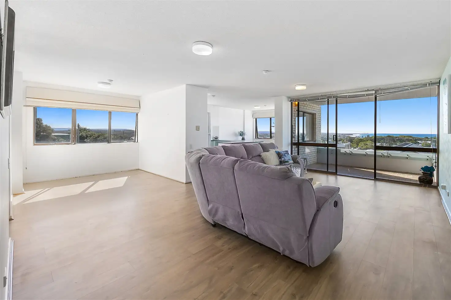 Main view of Homely unit listing, 17/14 Queen Street, Kings Beach QLD 4551