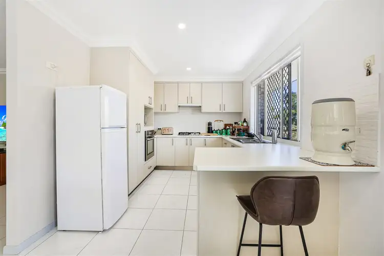 Sixth view of Homely house listing, 8 Belvedere Court, Moore Park Beach QLD 4670