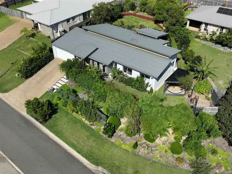 6 Windjana Court