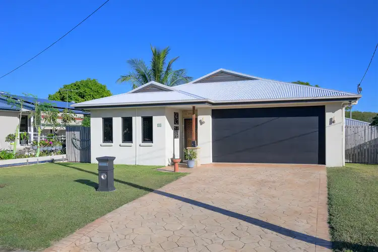 12 Callide Crescent