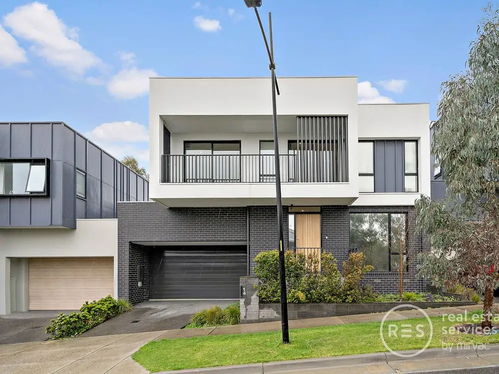 Main view of Homely townhouse listing, 14 Aberdeen Drive, Doncaster VIC 3108