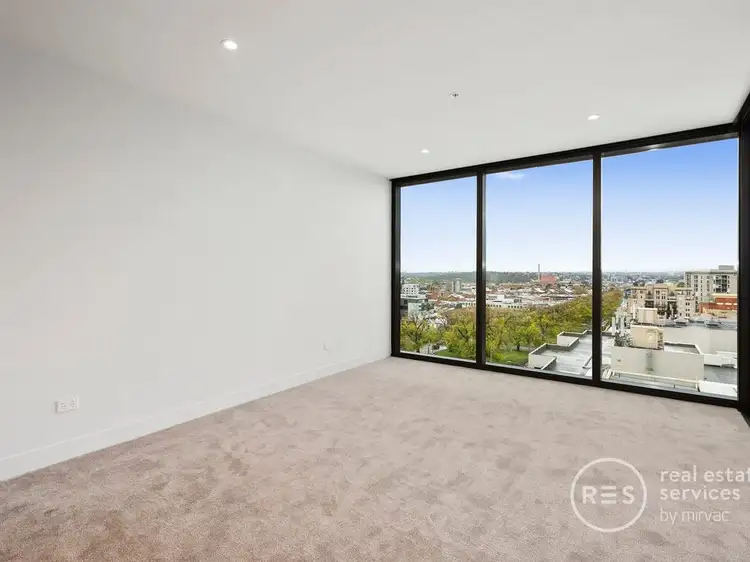 1007/296 Victoria Parade, East Melbourne VIC 3002