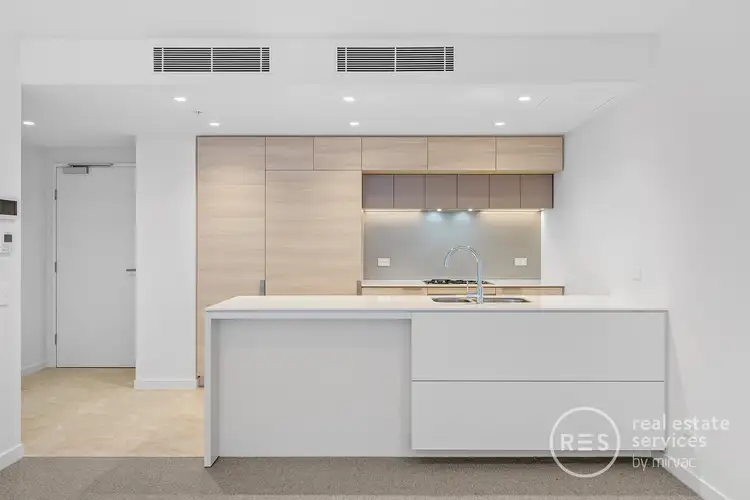 202/103 South Wharf Drive, Docklands VIC 3008
