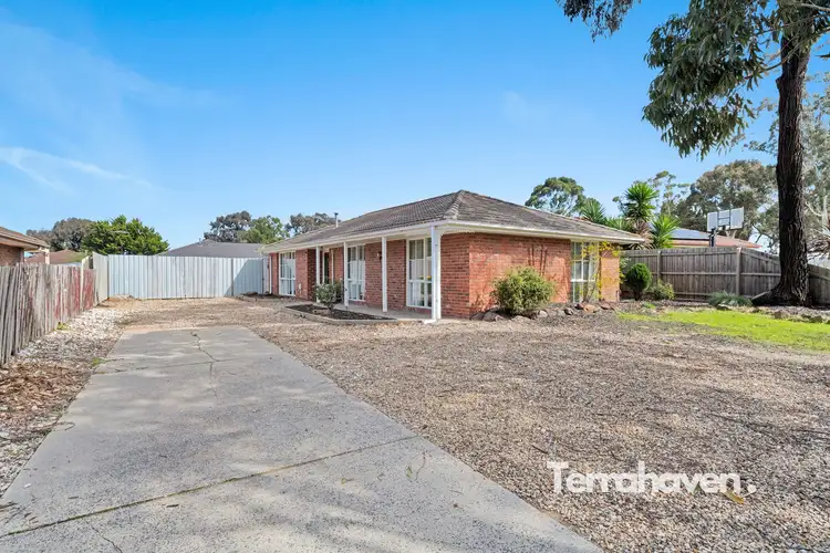 9 Ashton Place, Pakenham VIC 3810