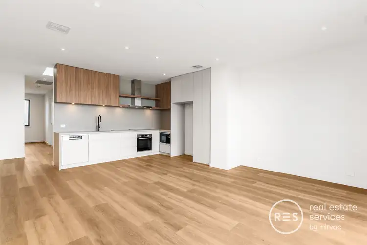 4 Seville View, Altona North VIC 3025
