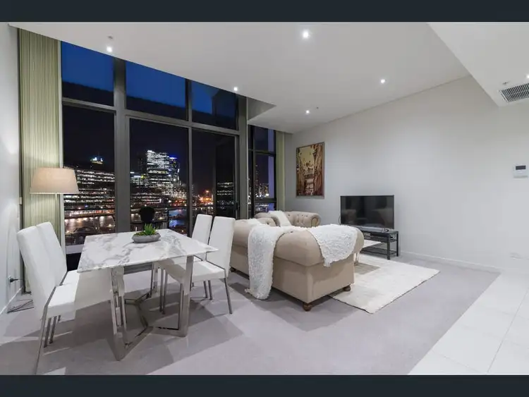 505/100 Lorimer Street