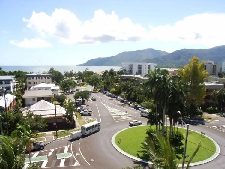 201 Lake Street, Cairns City QLD 4870