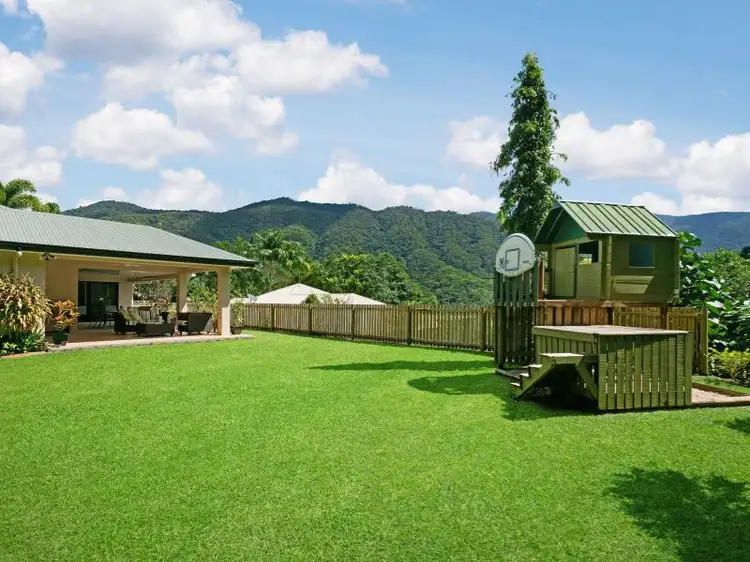 41 Fairley St, Redlynch QLD 4870