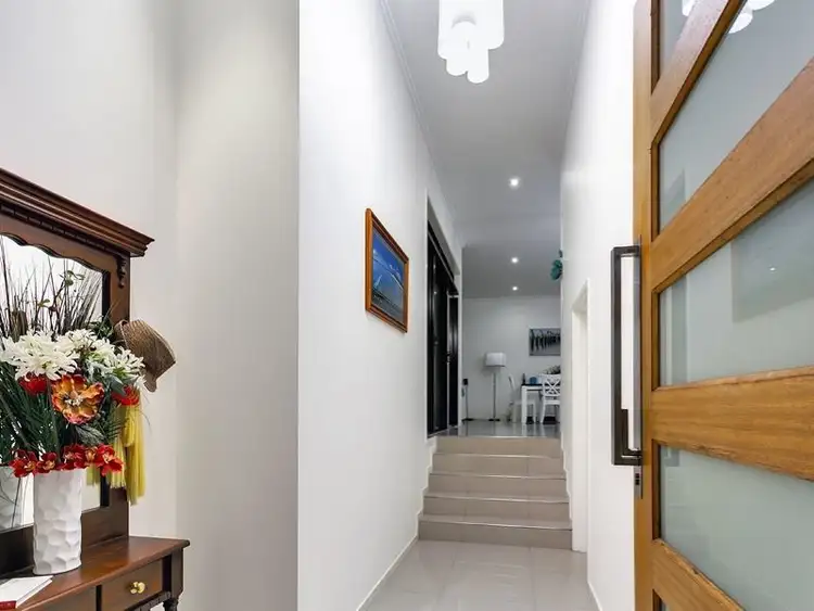 Fifth view of Homely house listing, 7 Parrot Close, Kanimbla QLD 4870