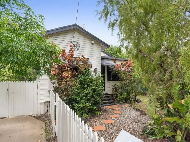 9 EDGAR STREET, Bungalow QLD 4870