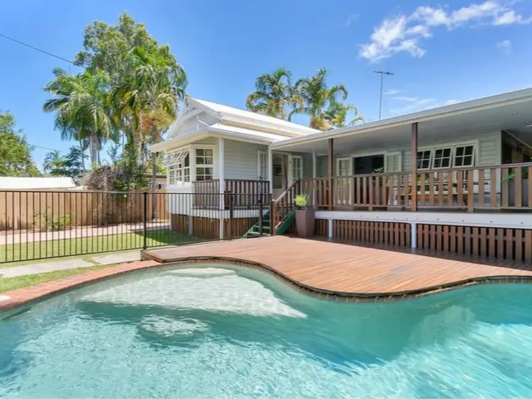 10 Caddy Street, Yorkeys Knob QLD 4878