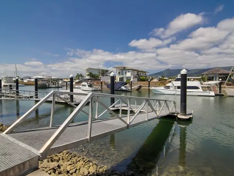 17 Brindabella Quay, Trinity Park QLD 4879