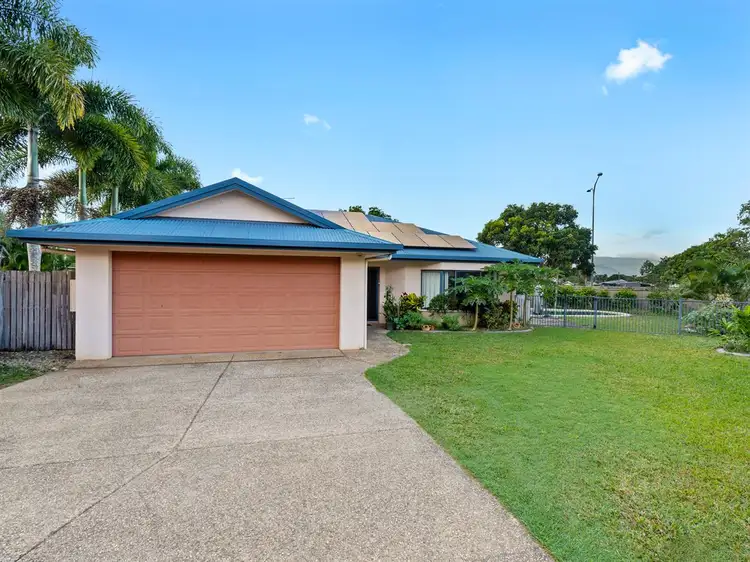 20 Lucy Close, Kanimbla QLD 4870